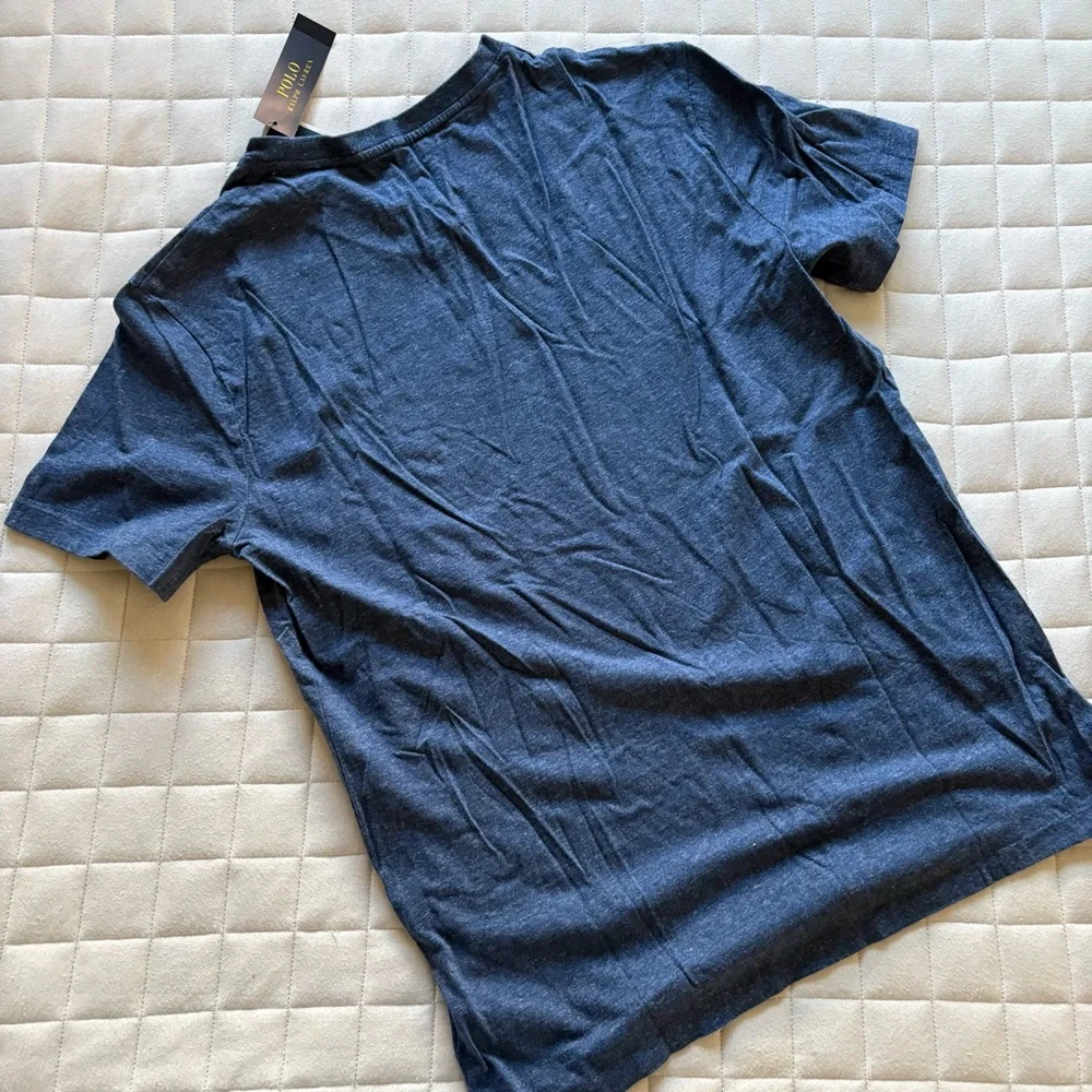 Polo Ralph Lauren Men’s Navy V-Neck Tee/T-Shirt - Picture 3 of 3